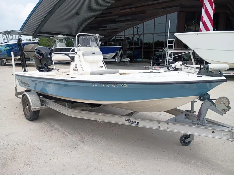 Slide: The Image of Mako 18 LTS 2018 - 3