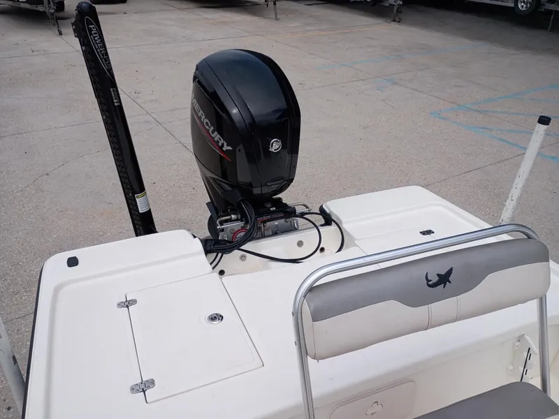 Slide: The Image of Mako 18 LTS 2018 - 4