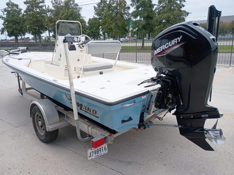 Slide: The Image of Mako 18 LTS 2018 - 7