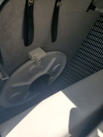 Slide: The Image of Monterey 275SS Super Sport 2025 - 7