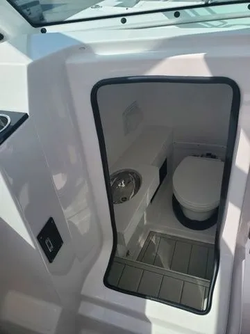 Slide: The Image of Blackfin 302DC 2024 - 13