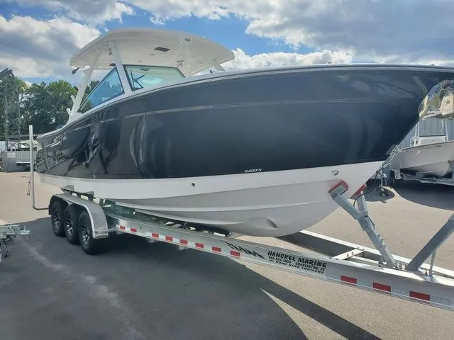 Slide: The Image of Blackfin 302DC 2024 - 3