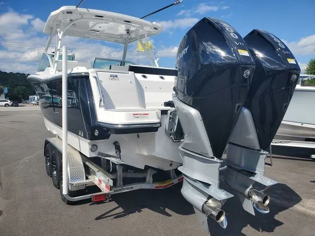 Slide: The Image of Blackfin 302DC 2024 - 6