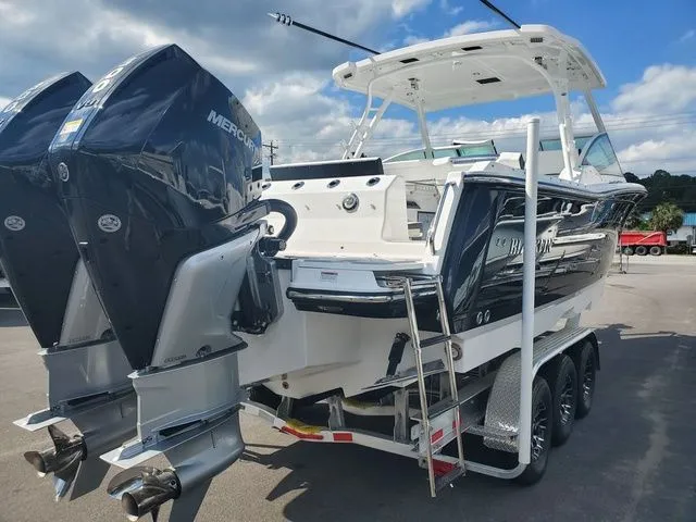 Slide: The Image of Blackfin 302DC 2024 - 7