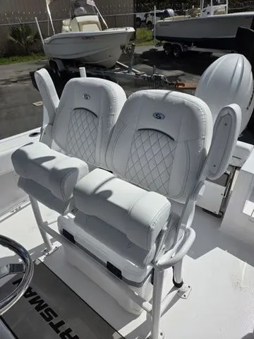 Slide: The Image of Sportsman Open 212 Center Console 2025 - 17