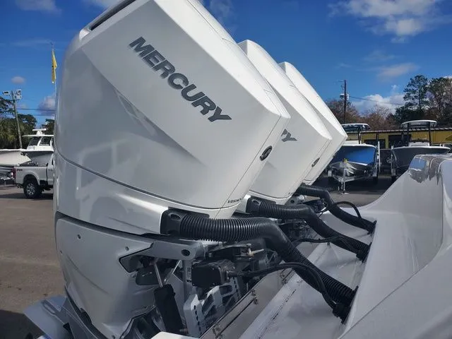 Slide: The Image of Sportsman Open 352 Center Console 2025 - 8