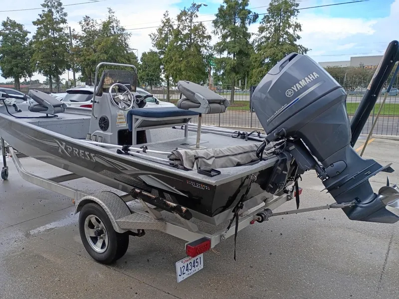 Slide: The Image of Xpress XP18CC 2015 - 6