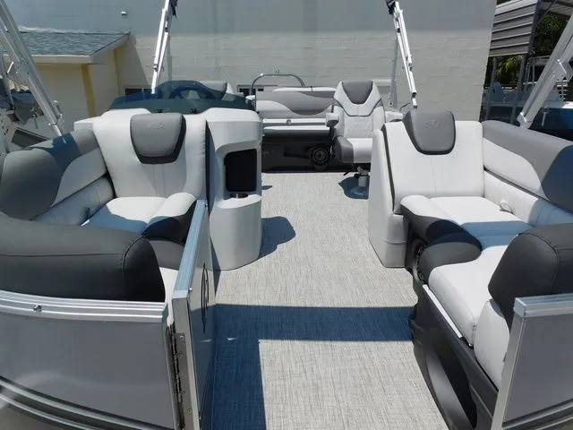 Slide: The Image of Avalon LSZ Versatile Rear Lounger 23 FT 2023 - 15