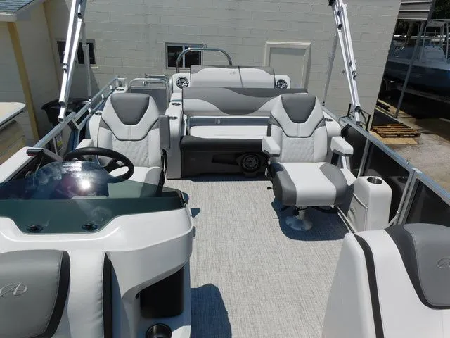 Slide: The Image of Avalon LSZ Versatile Rear Lounger 23 FT 2023 - 16