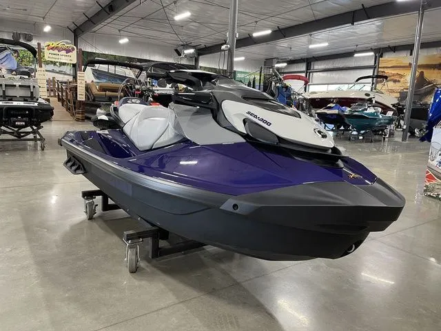 Slide: The Image of Sea-Doo GTI 2025 - 13