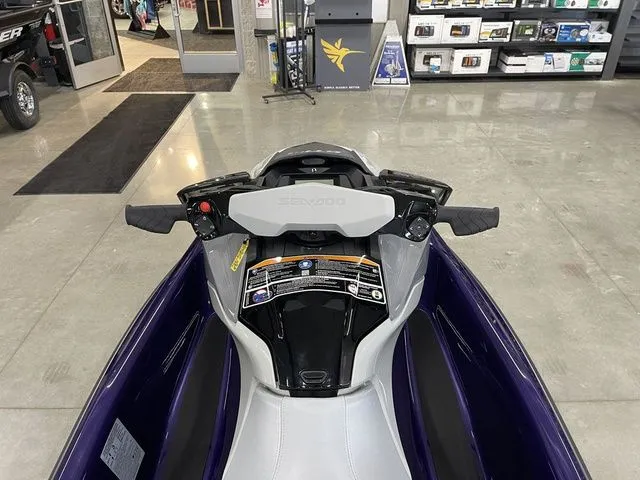 Slide: The Image of Sea-Doo GTI 2025 - 15