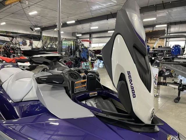 Slide: The Image of Sea-Doo GTI 2025 - 21