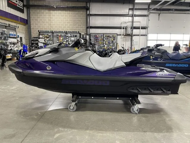 Slide: The Image of Sea-Doo GTI 2025 - 4