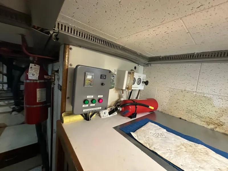 Slide: The Image of Ocean Alexander Pilothouse 1985 - 94