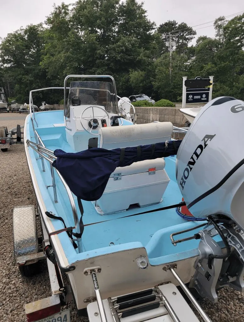 Slide: The Image of Boston Whaler 17 Montauk 1965 - 2