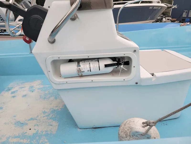 Slide: The Image of Boston Whaler 17 Montauk 1965 - 6