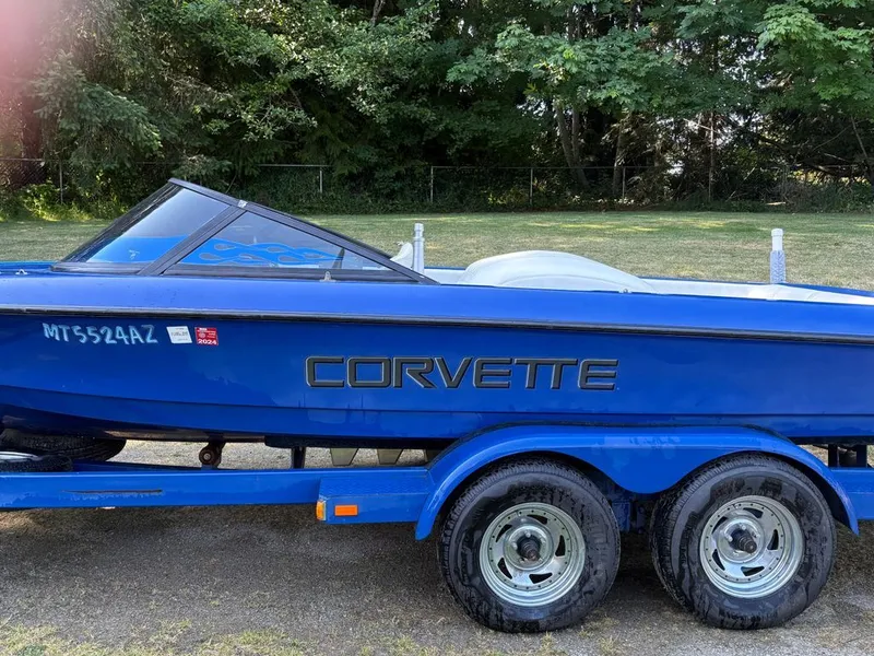 Slide: The Image of Corvette 24 1998 - 3