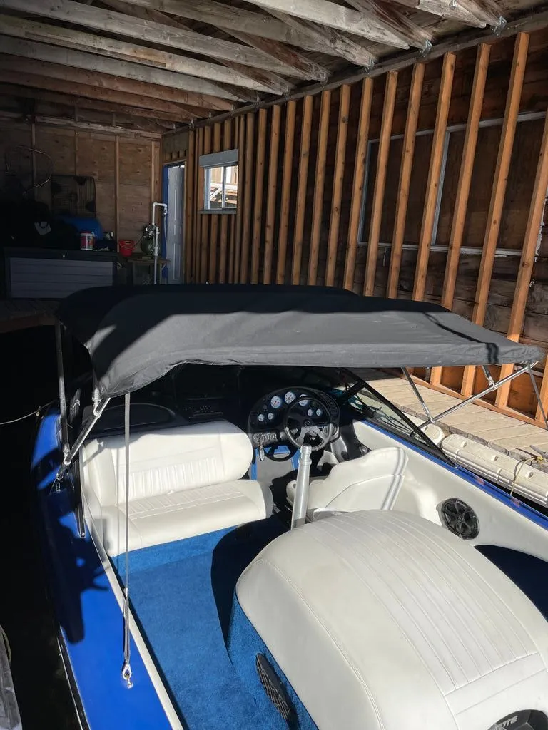 Slide: The Image of Corvette 24 1998 - 6