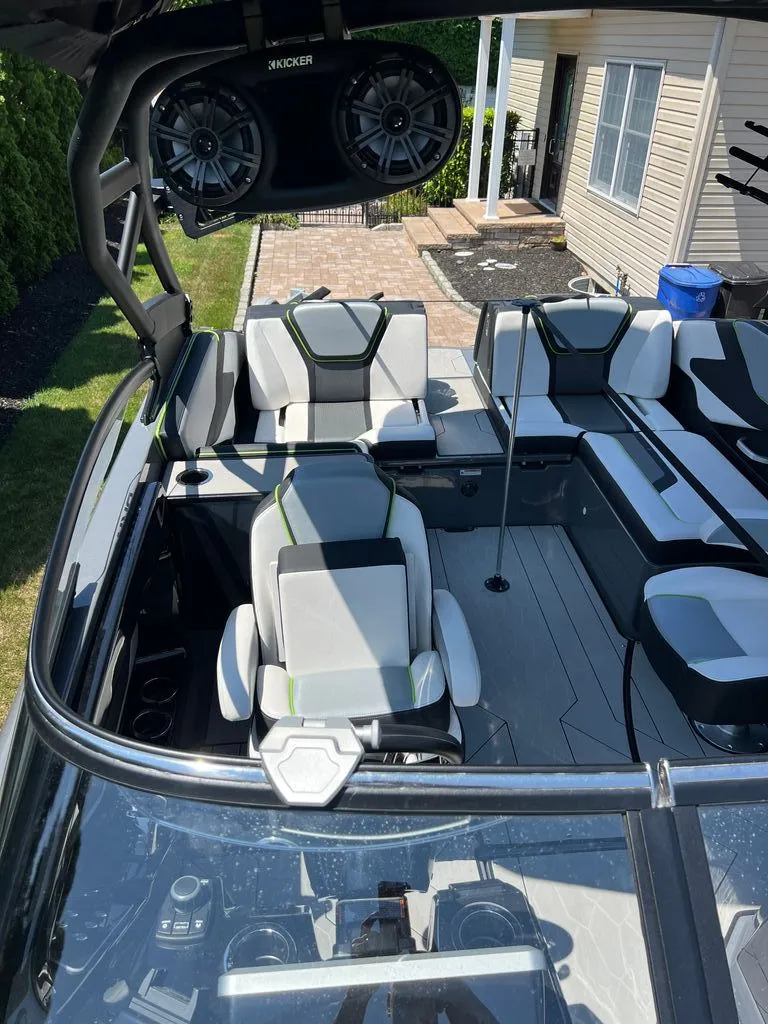 Slide: The Image of Yamaha 255XD 2021 - 11