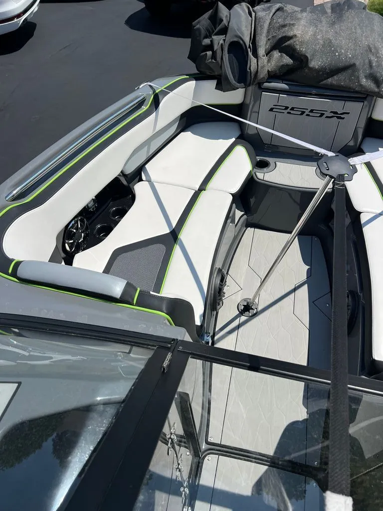 Slide: The Image of Yamaha 255XD 2021 - 19