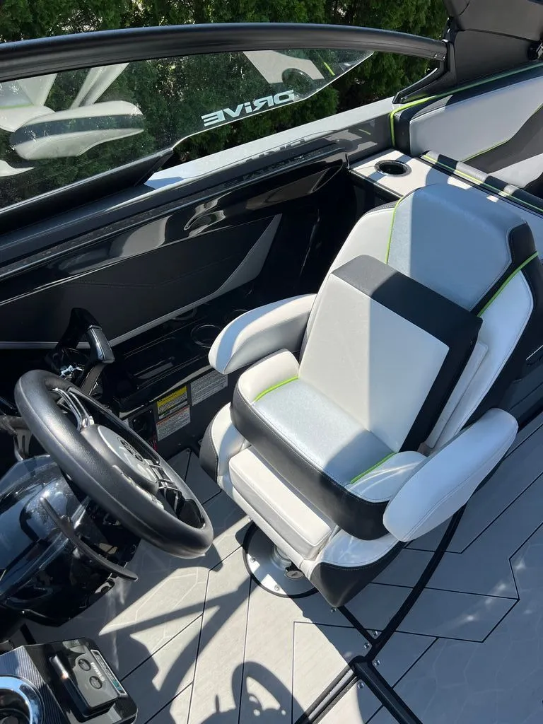 Slide: The Image of Yamaha 255XD 2021 - 7