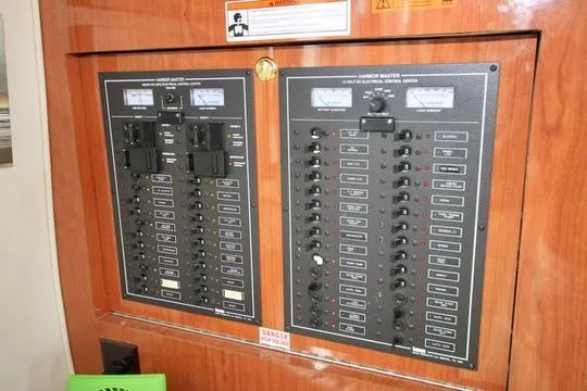 Slide: The Image of Electrical control panel on a 2006 Harbor Master Coastal 400 boat. - 37
