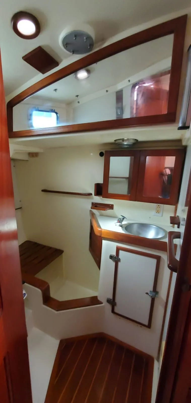 Slide: The Image of Brewer 44 Cutter Rig 1989 - 21