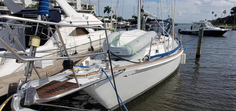 Slide: The Image of Brewer 44 Cutter Rig 1989 - 5