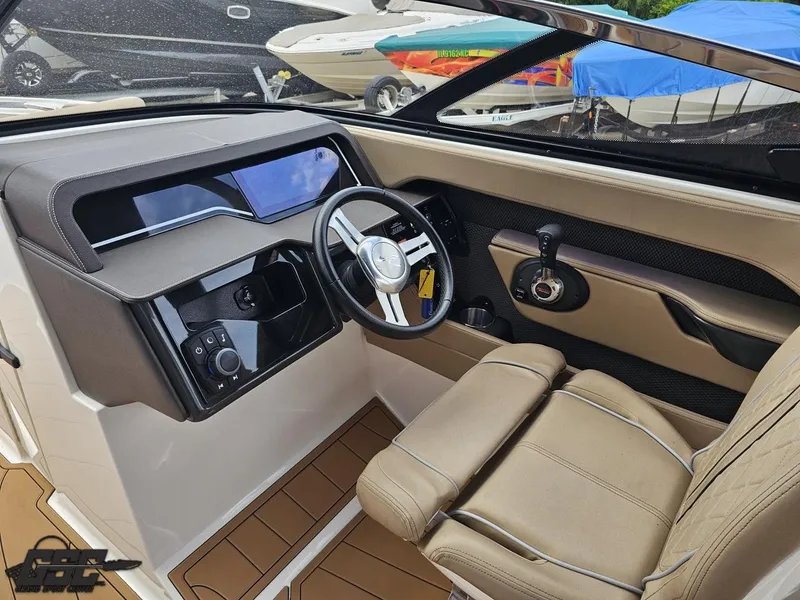 Slide: The Image of Sea Ray 250 SLX 2016 - 57