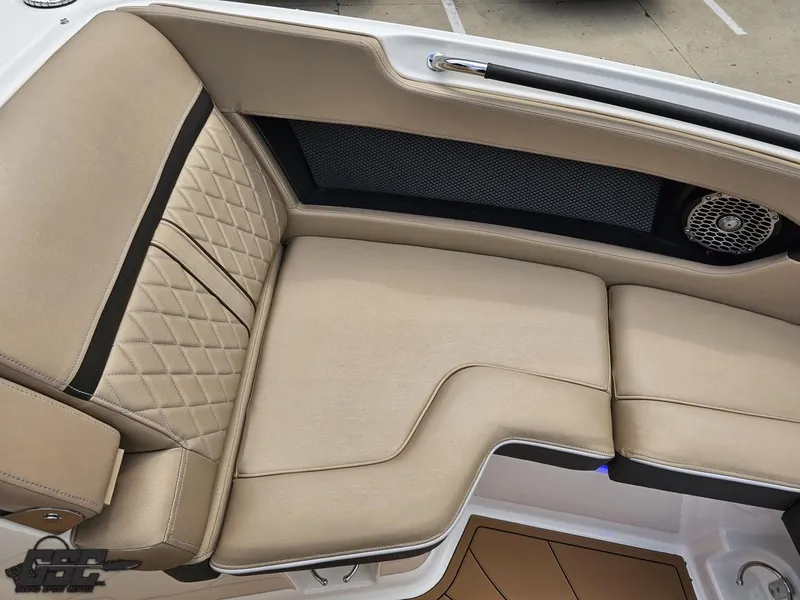 Slide: The Image of Sea Ray 250 SLX 2016 - 80