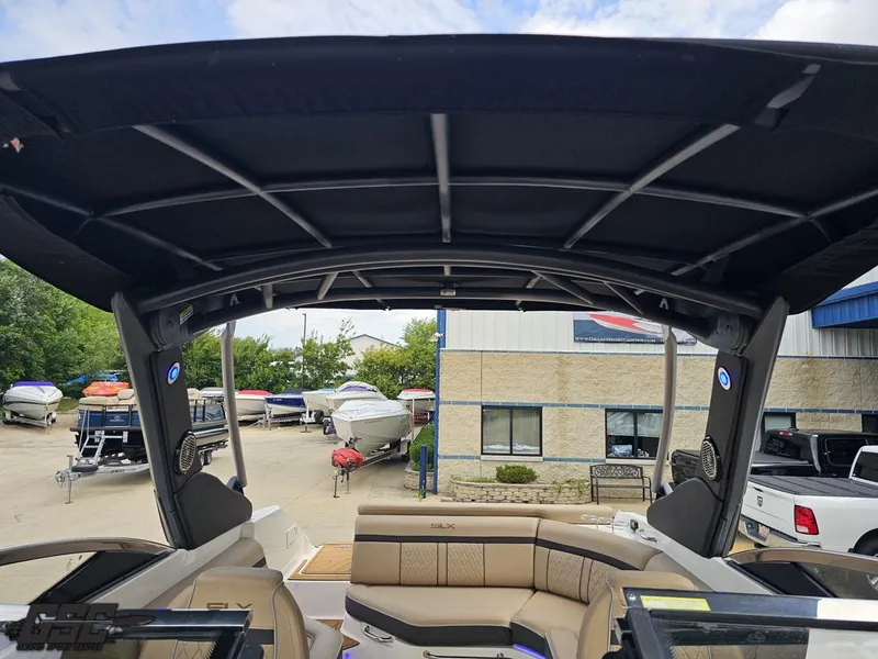 Slide: The Image of Sea Ray 250 SLX 2016 - 84