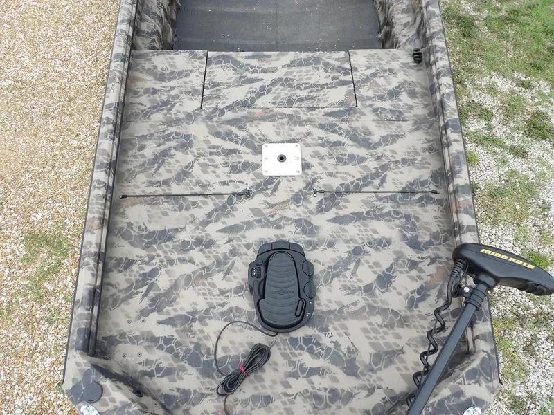 Slide: The Image of Camouflage-patterned Havoc VJST-C 1756 boat deck with trolling motor, 2021 model. - 21