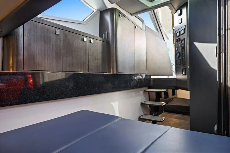 Slide: The Image of Mystic Powerboats M5200 2024 - 54