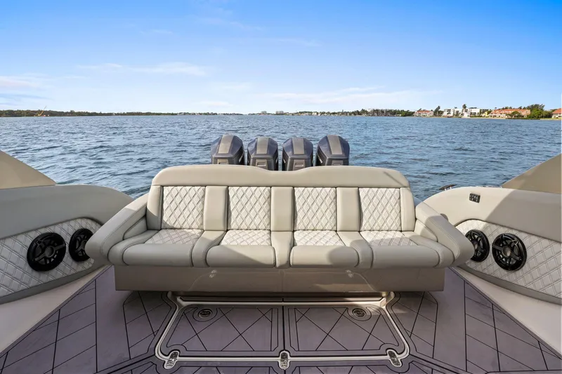 Slide: The Image of Mystic Powerboats M5200 2024 - 67