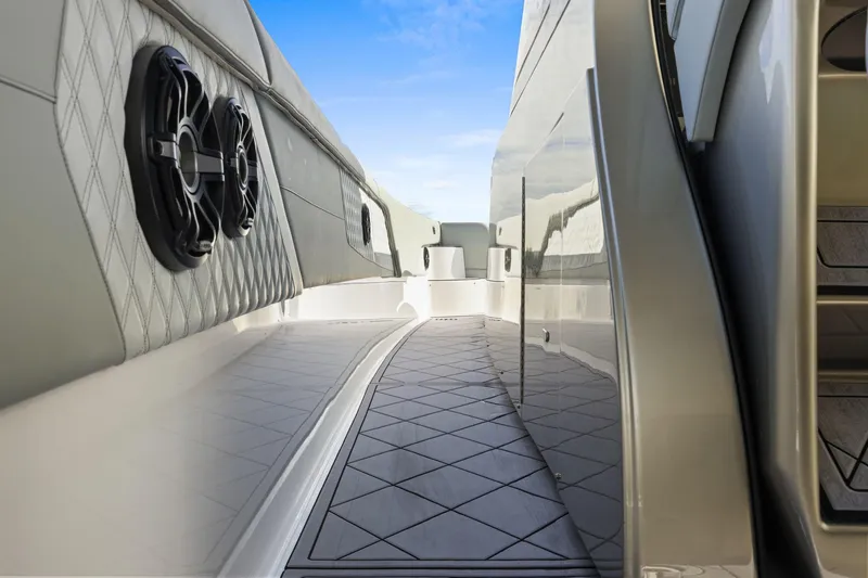 Slide: The Image of Mystic Powerboats M5200 2024 - 79