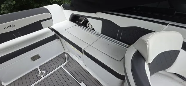 Slide: The Image of Monterey 258SS Super Sport 2020 - 12