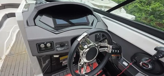 Slide: The Image of Monterey 258SS Super Sport 2020 - 6