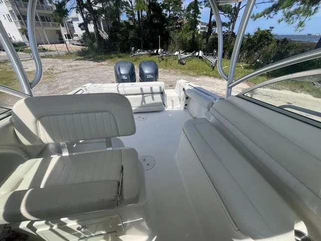 Slide: The Image of Hydra-Sports Vector 2500 VX 2007 - 10