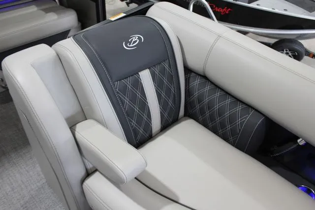 Slide: The Image of Barletta LUSSO L25UE 2026 - 15