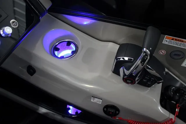 Slide: The Image of Barletta LUSSO L25UE 2026 - 26