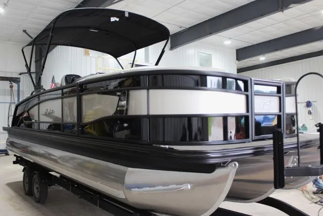 Slide: The Image of Barletta LUSSO L25UE 2026 - 3