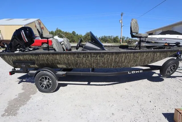 The Image of Lowe Stinger 175C 2026 - 1