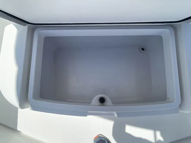 Slide: The Image of Southport 26 Center Console 2006 - 12