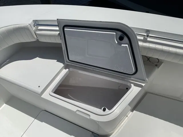 Slide: The Image of Southport 26 Center Console 2006 - 7