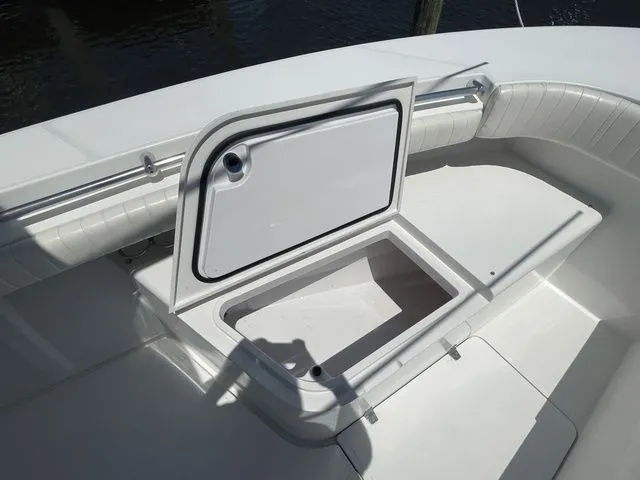 Slide: The Image of Southport 26 Center Console 2006 - 8