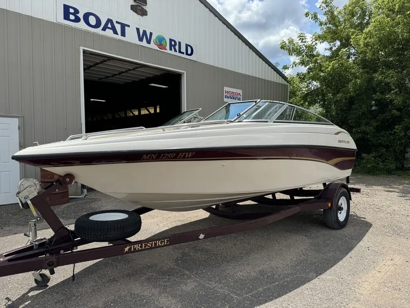 Slide: The Image of Crownline Boats 192 4.3 V6 Open Bow Runabout 2000 - 40