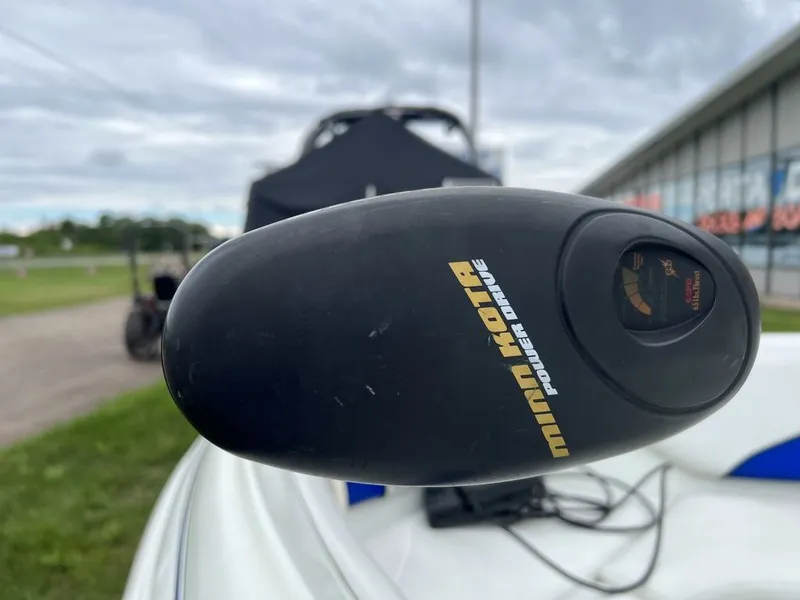 Slide: The Image of Starcraft 1710 GT Fish n Ski 2000 - 38