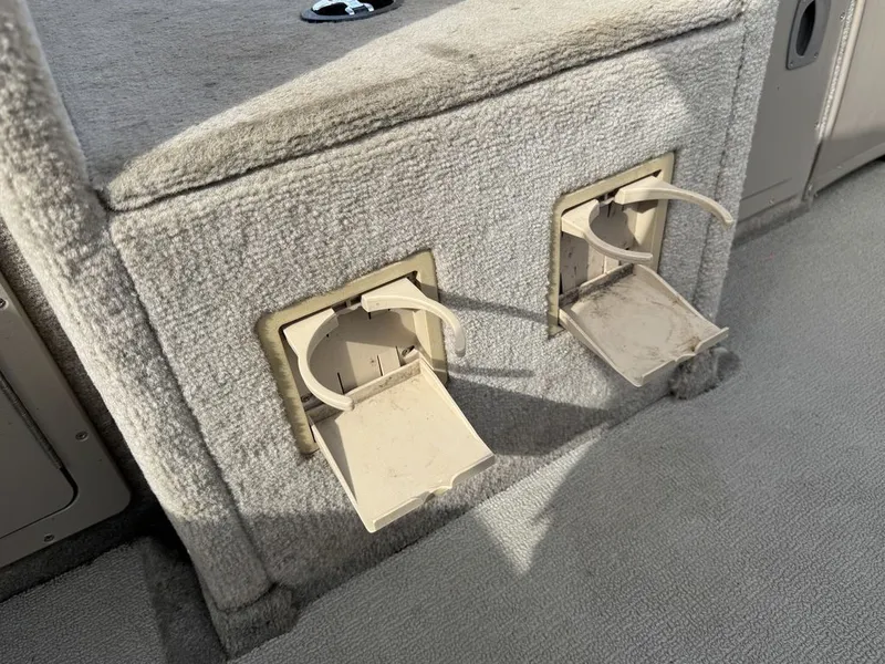 Slide: The Image of Smoker Craft Pro Mag 182 2010 - 23