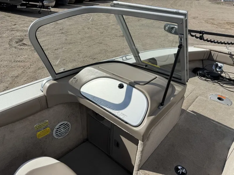 Slide: The Image of Smoker Craft Pro Mag 182 2010 - 24