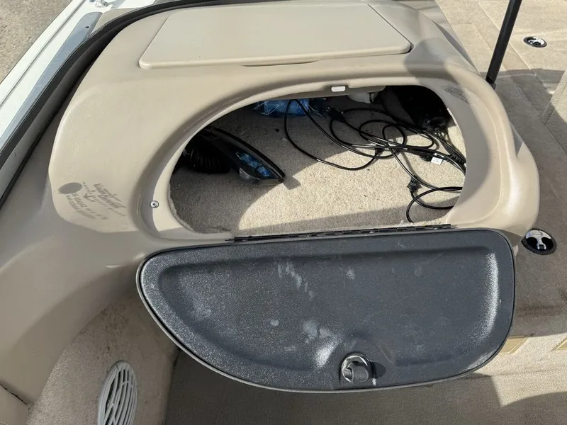 Slide: The Image of Smoker Craft Pro Mag 182 2010 - 26